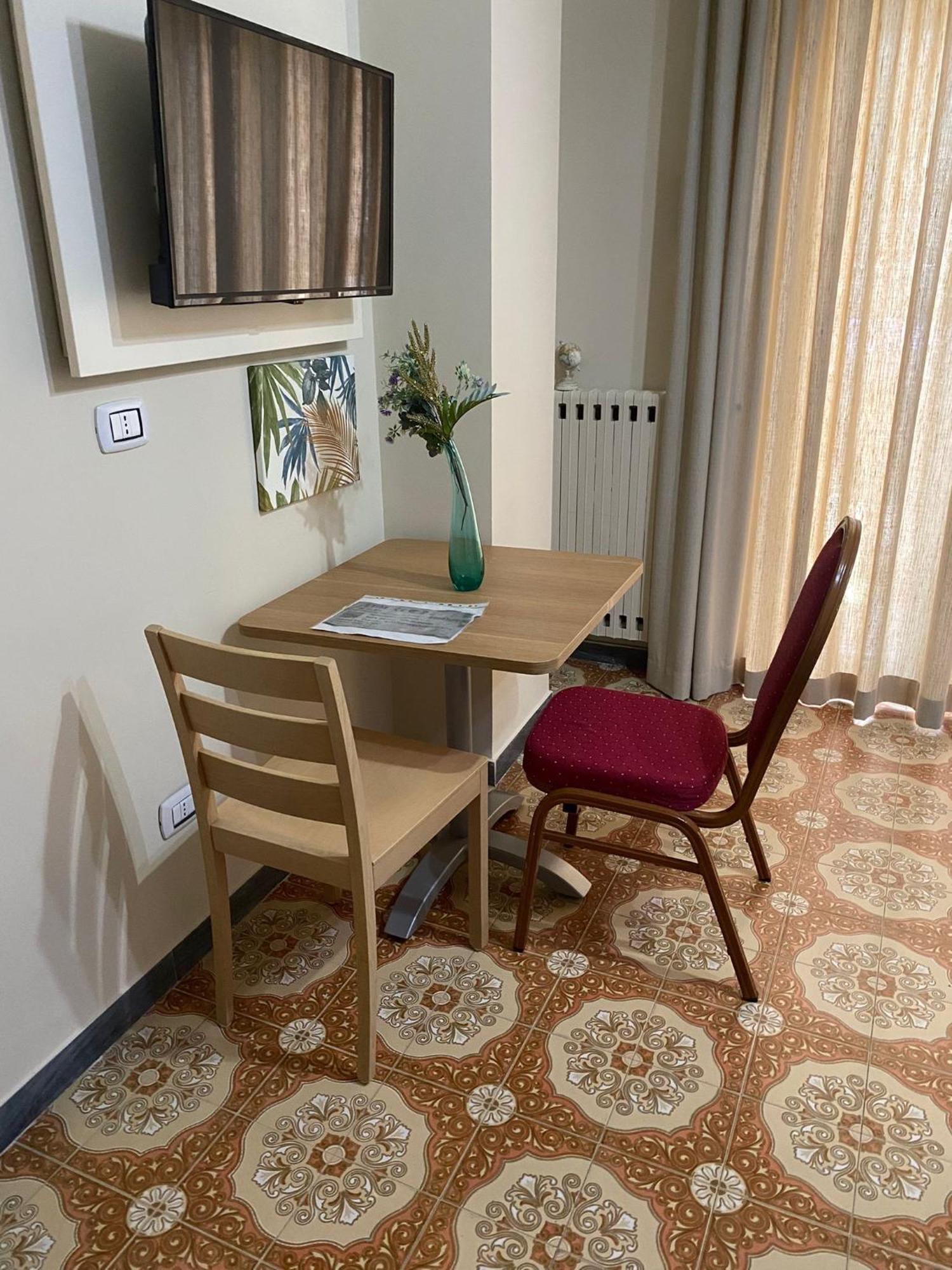Donna Feli Bed and Breakfast Gragnano Rum bild